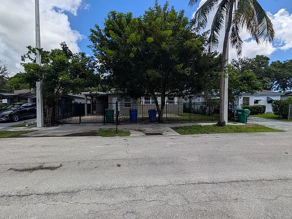 2nd image of 2511 NW 9th St