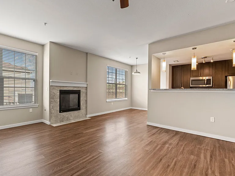 Black Feather Apartment Homes — Photo 19