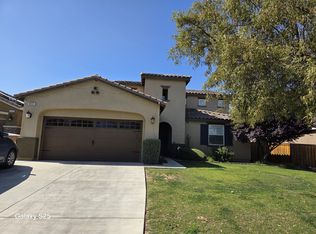 9601 Poseidon St, Bakersfield, CA 93306