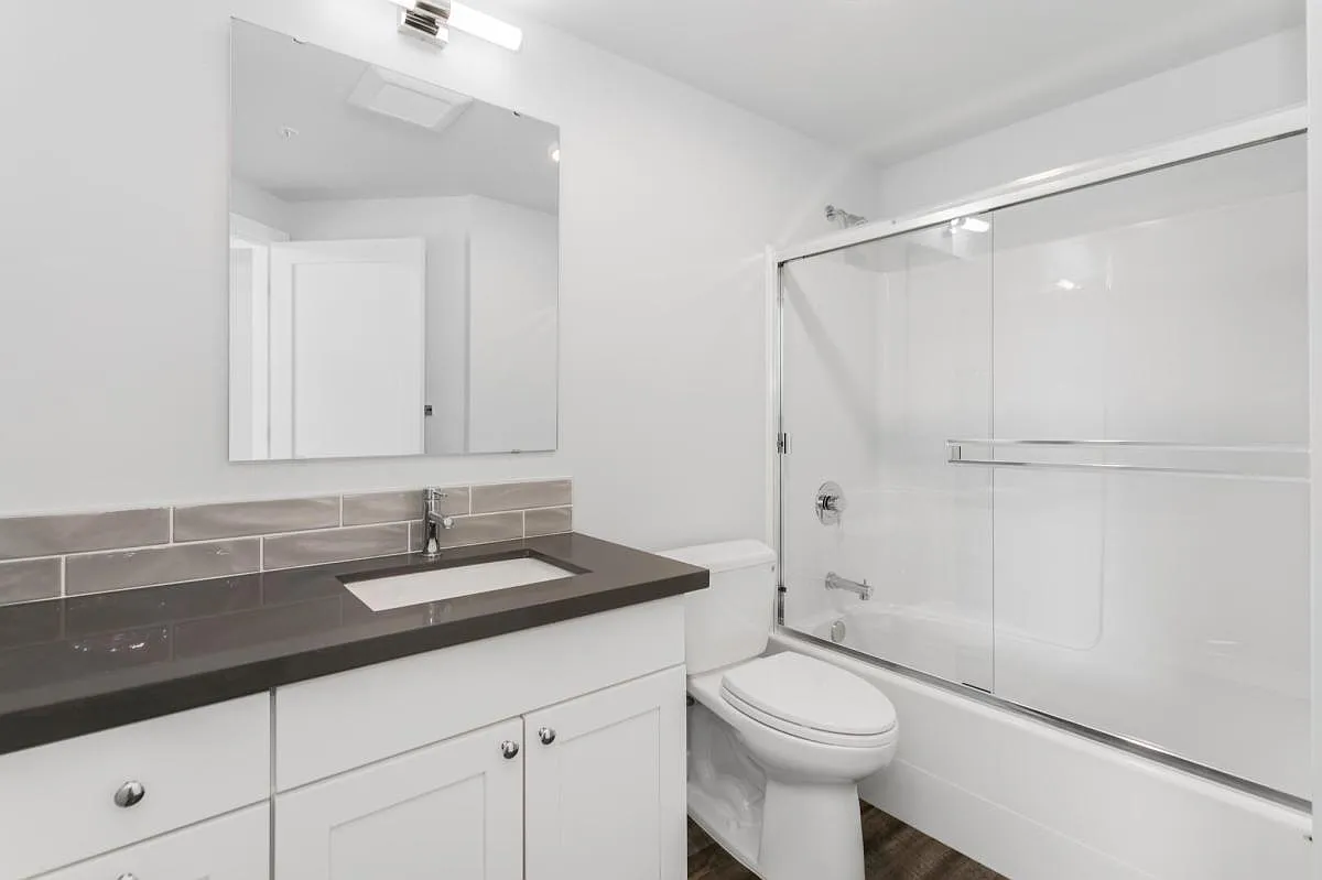 1 bed, 594 sqft, $1,675 — Photo 1