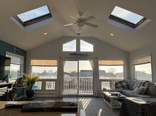 168 W Lido Prom, Lindenhurst, NY 11757