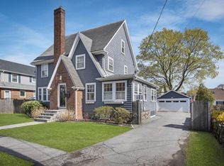 100 Humphrey St, Marblehead, MA 01945