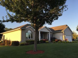 6200 Westwind Rd, Cedar Rapids, IA 52411