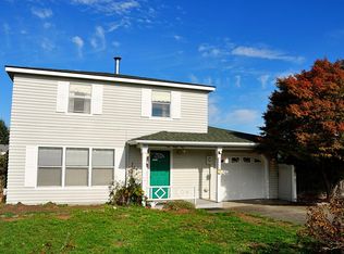 1004 W Deseret Ave, Sequim, WA