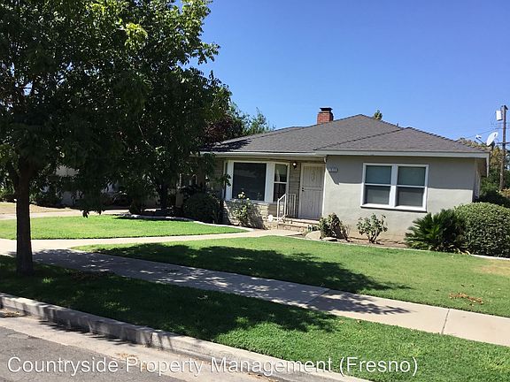 2nd image of 1515 N Farris Ave