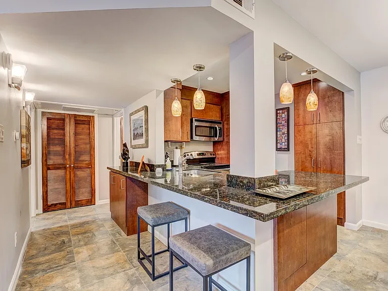 6480 Bayou Glen Rd — Photo 15
