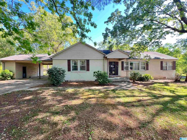 702 Tidmore Bend Rd, Gadsden, AL 35901