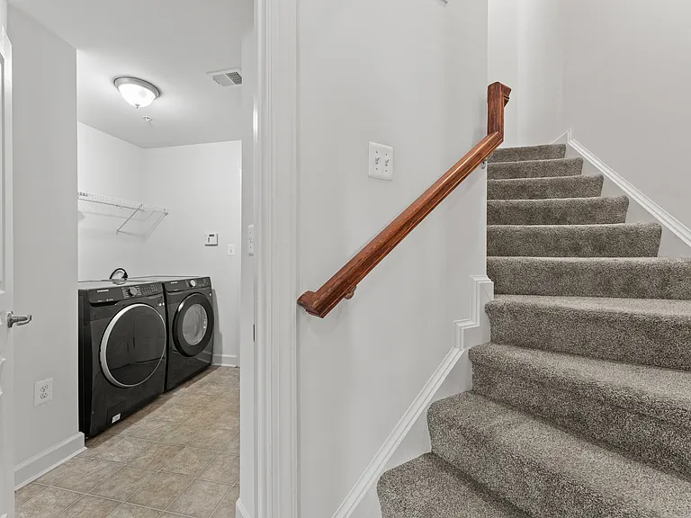 10579 Old Ellicott Cir — Photo 9