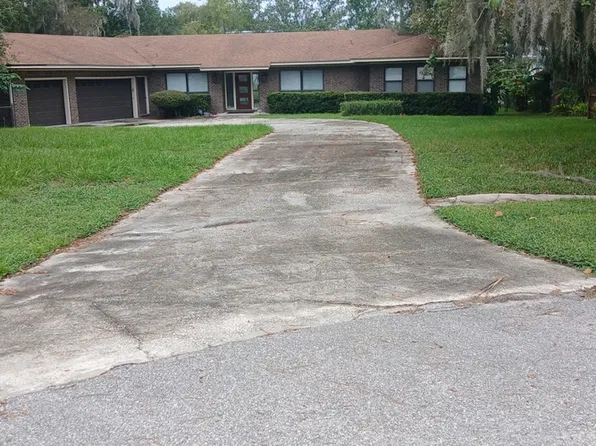 1704 Memory Ln, Jacksonville, FL 32210
