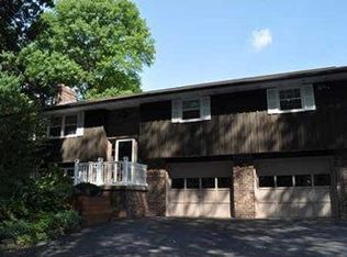 104 Frazier Rd, Butler, PA 16002