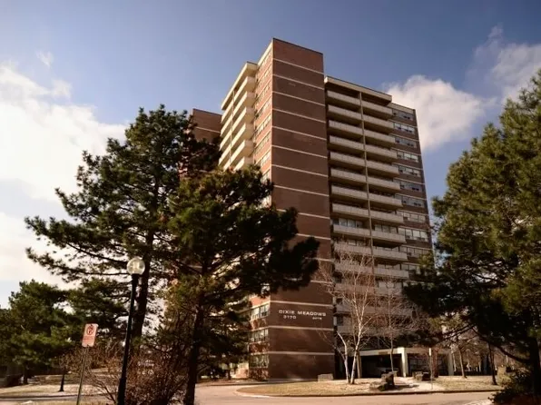 Dixie Meadows, 3150 Golden Orchard Dr, Mississauga, ON L4Y 3T7