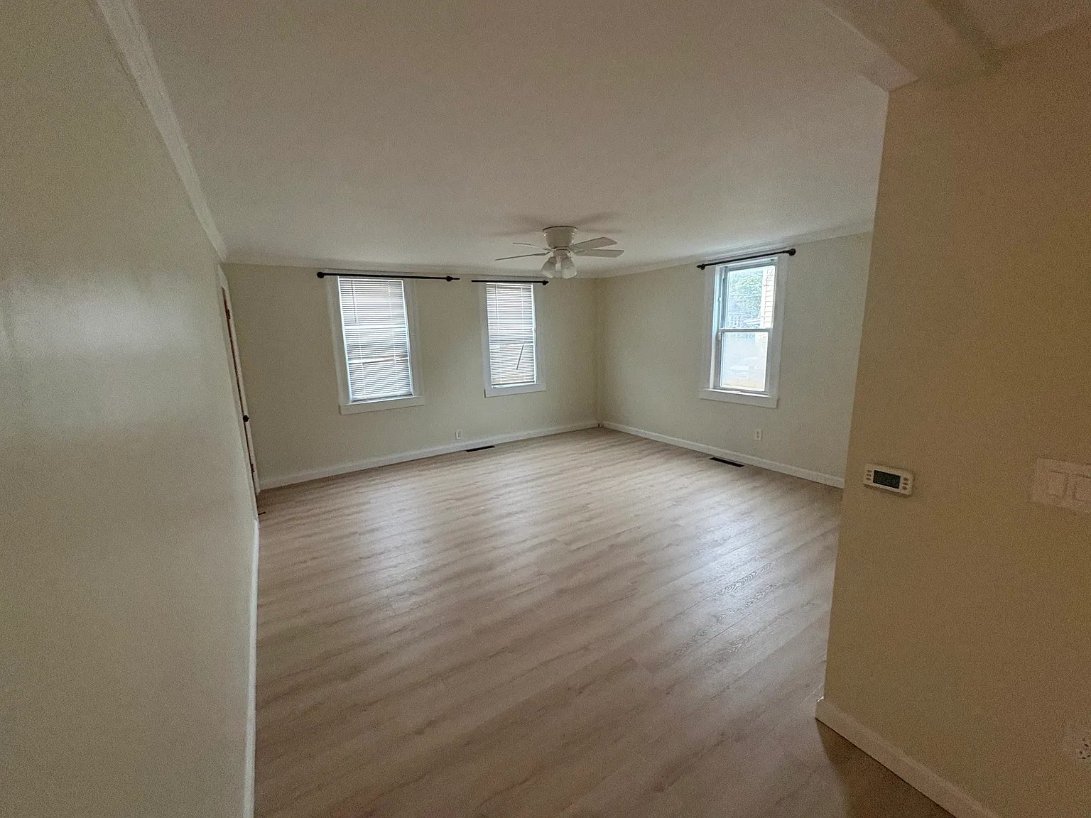 2 bed, 1000 sqft, $2,500 — Photo 1