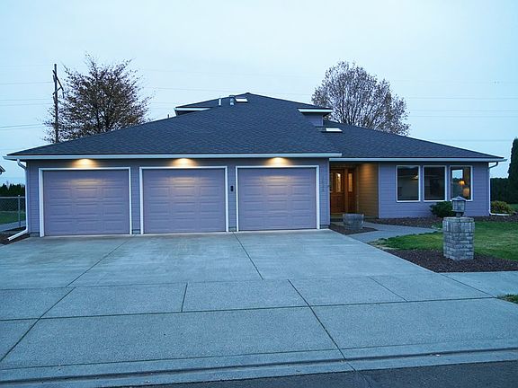 2nd image of 1025 Southview Dr