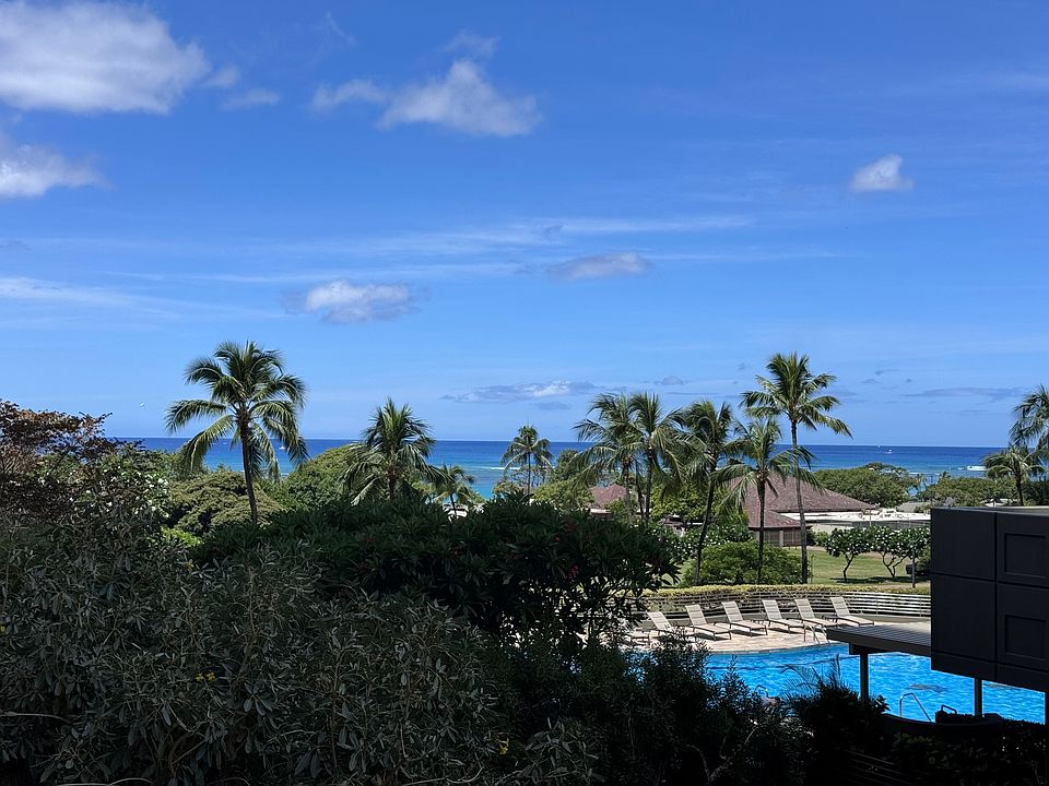 Zoom of Ocean view