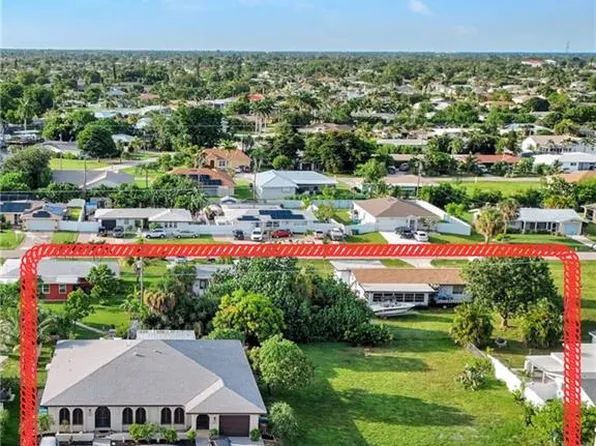 227-225 Cape Coral PKWY E, CAPE CORAL, FL 33904