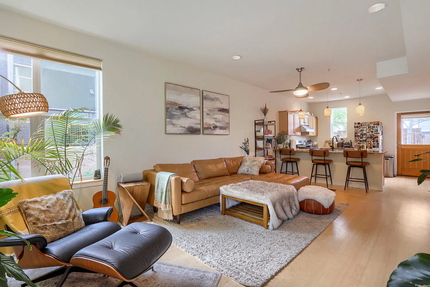 3 bed, 2.5 bath, 2081 sqft, $7,000 — Photo 3