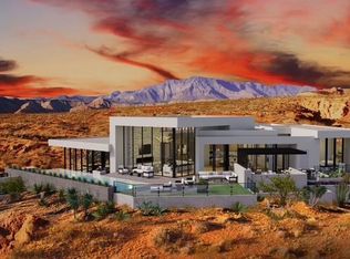 92 E Colima Rd E, Washington, UT 84780