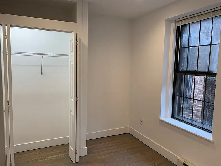 W Cedar St — Photo 16