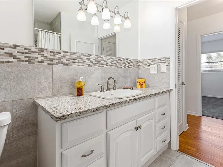 3997 McKay Creek Cir — Photo 20