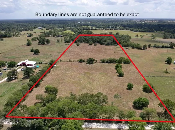 Halliday Ln, Madisonville, TX 77864