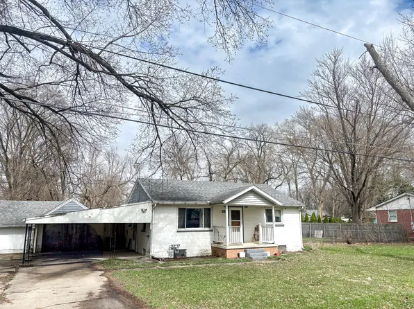 1307 Sycamore Dr, Rock Falls, IL 61071