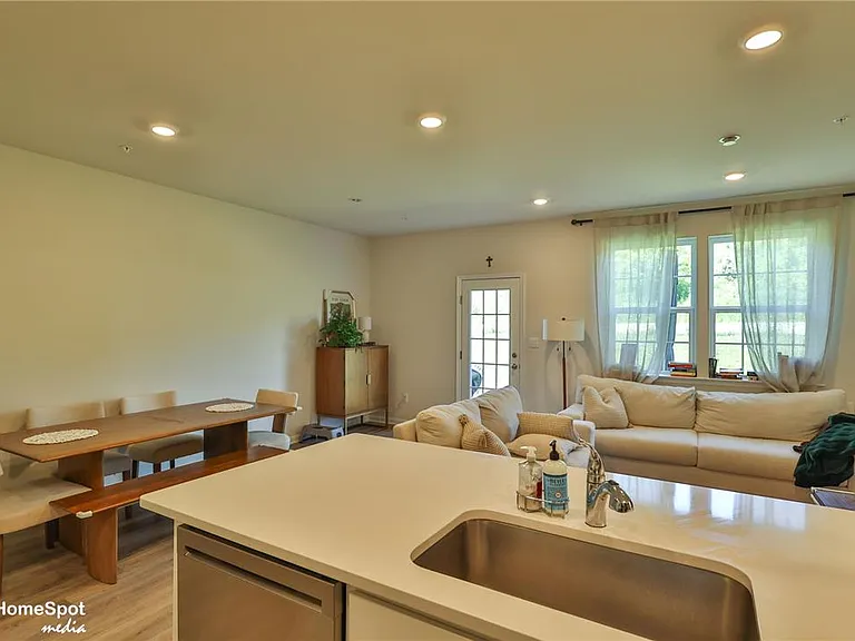 1224 Martin Rd — Photo 14