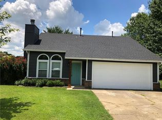 4041 N Brookhollow Ct, Fayetteville, AR 72703