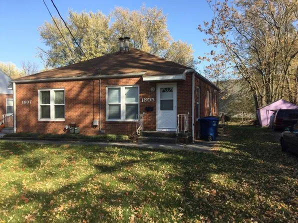 1805 Glenbrook Dr, Des Moines, IA 50316