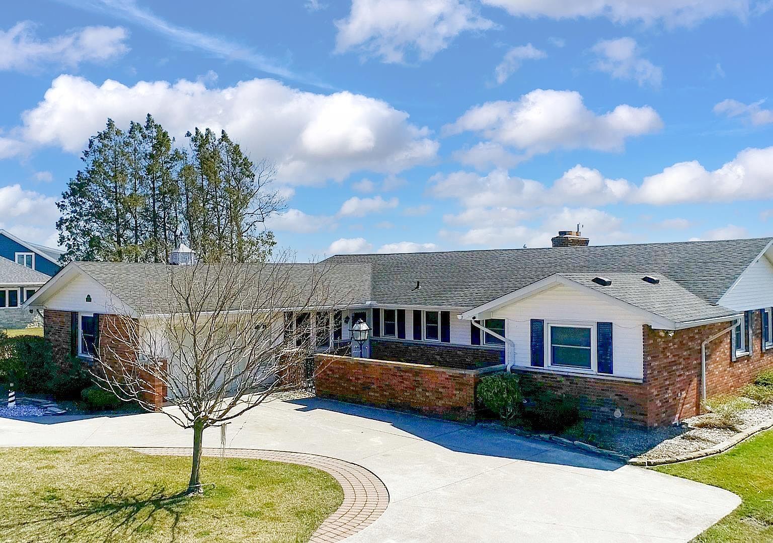 8665 Colony Dr, Algonac, MI 48001 Zillow