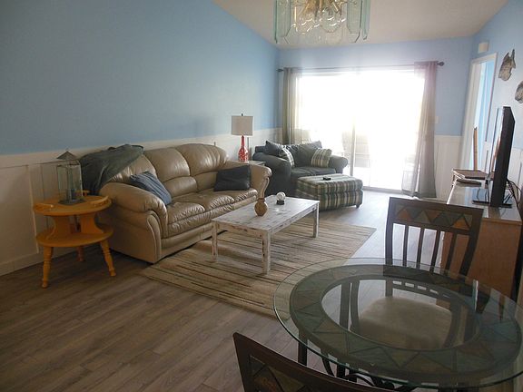 3rd image of 106 Stephen Dr