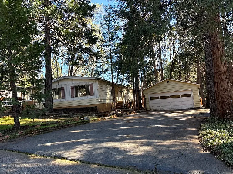 6218 Leicester Dr — Photo 1