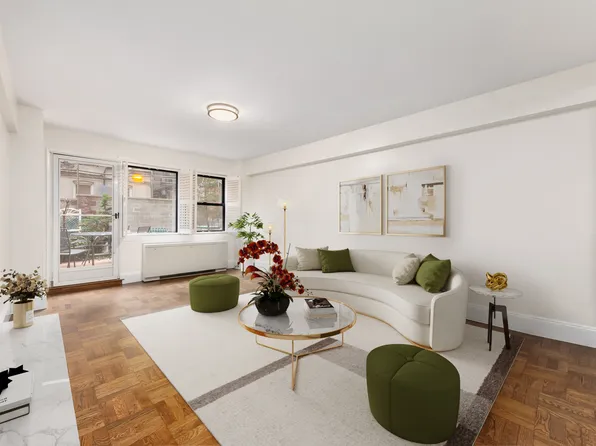 220 East 67th Street 1C image 2 of 8