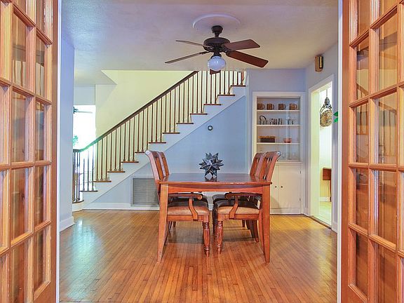 3rd image of 1231 Hanton Ave
