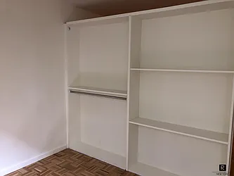 Rented by R New York