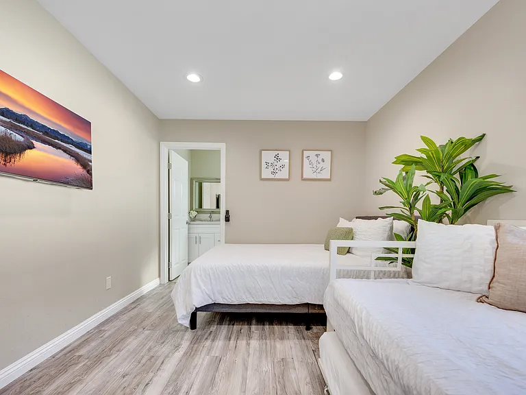 9971 Chanticleer Rd — Photo 58