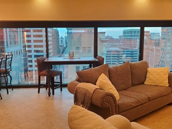 1101 Walnut St Unit 1004, Kansas City, MO 64106