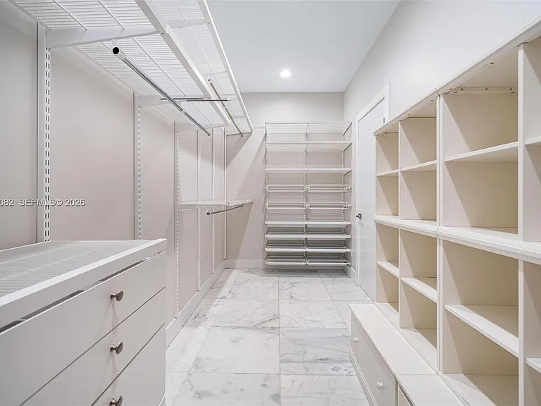 511 Madeira Ave — Photo 11