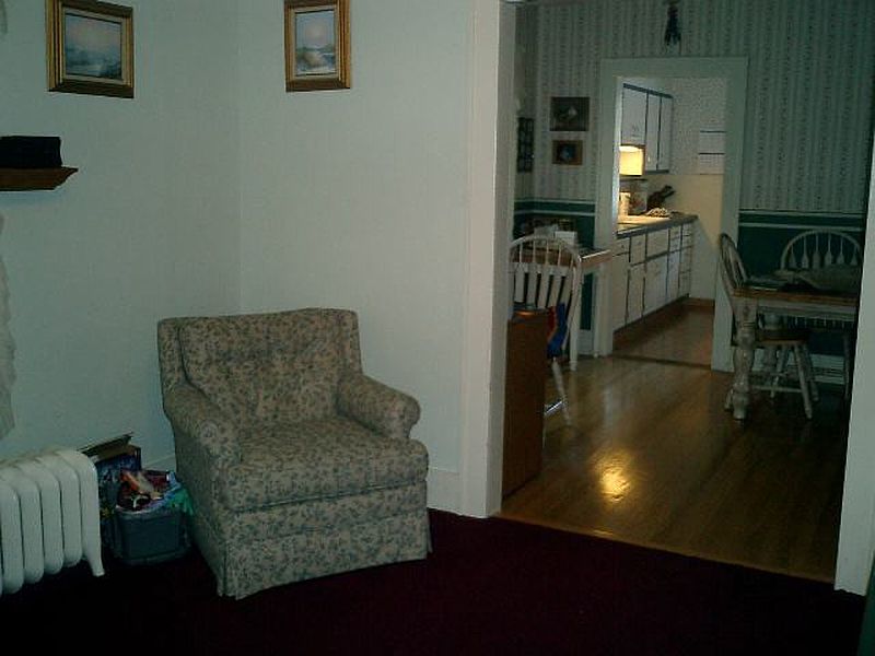 3rd image of 239 TAMPA Avenue