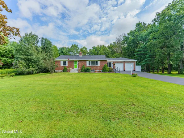 273 Elm Avenue East, Selkirk, NY 12158