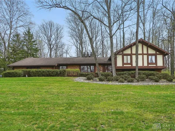 6522 Senator Ln, Dayton, OH 45459