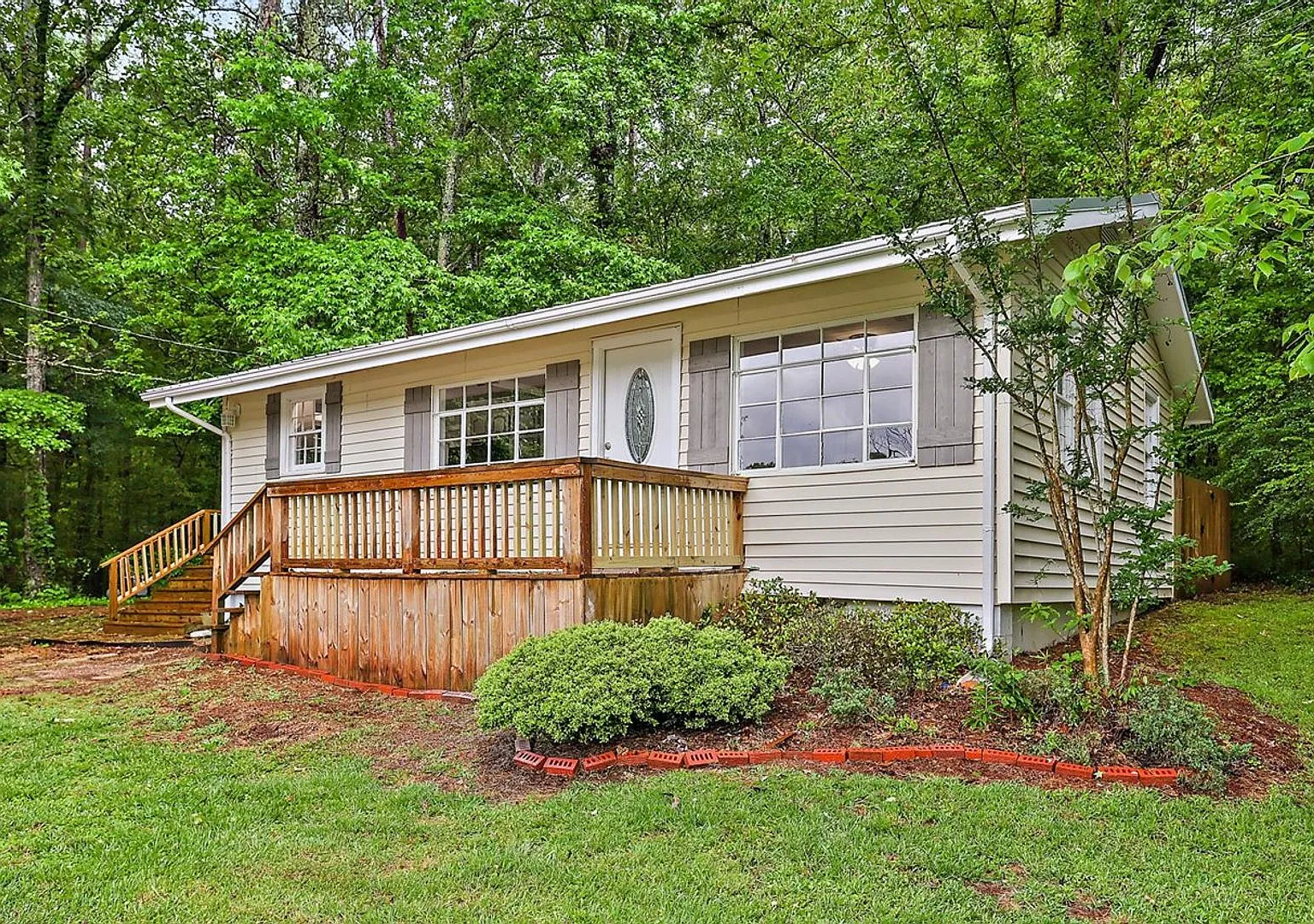 Cozy 2BR/1BA Home for Rent in Highly Sought-After Brandon School District - Perfect for Small Fam... — Photo 1