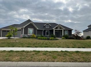 3064 Laurel Springs Dr, Fort Wayne, IN 46814