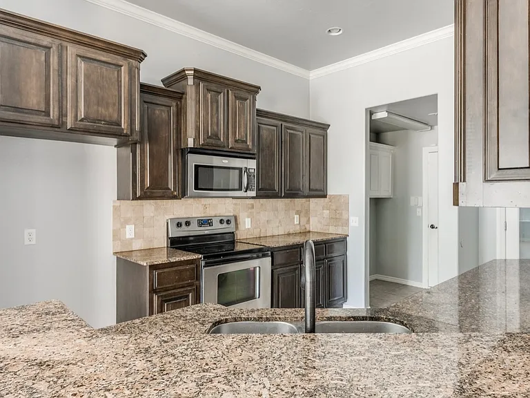11166 Stoneridge Ln — Photo 5