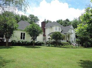 19 Boning Rd, Fayetteville, TN 37334