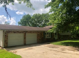 1731 Mount Zion Rd, Jacksonville, IL 62650