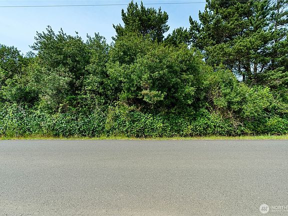 2nd image of 323 Sand Dune Avenue NW