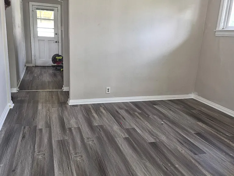 7715 Delmont St — Photo 2