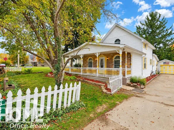 9472 Butternut St, New Lothrop, MI 48460