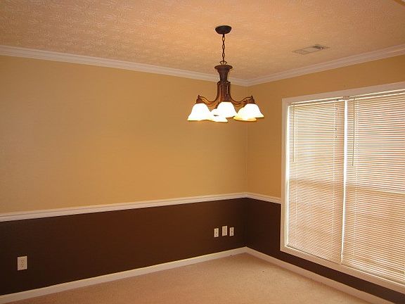 5th image of 80 Lincolnshire Ln
