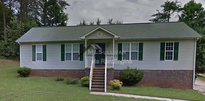 200 Belle Ct — Photo 16